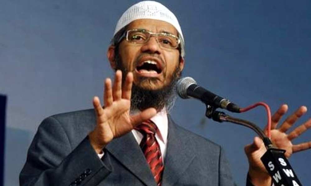 Islamic preacher Zakir Naik sorry to Malaysians for race remarks