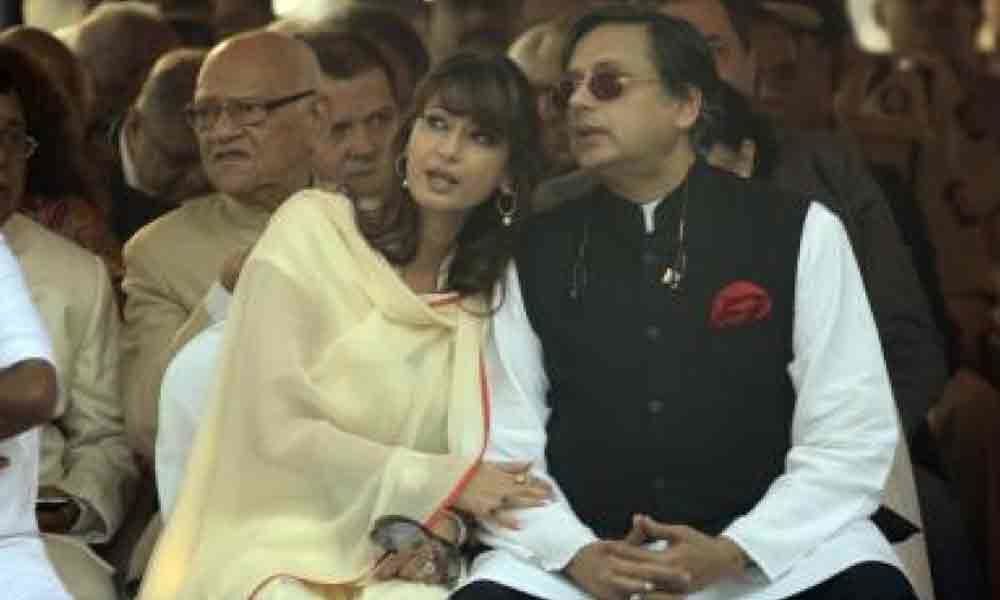 Pushkar case: Tharoor called Tarar most darlingest
