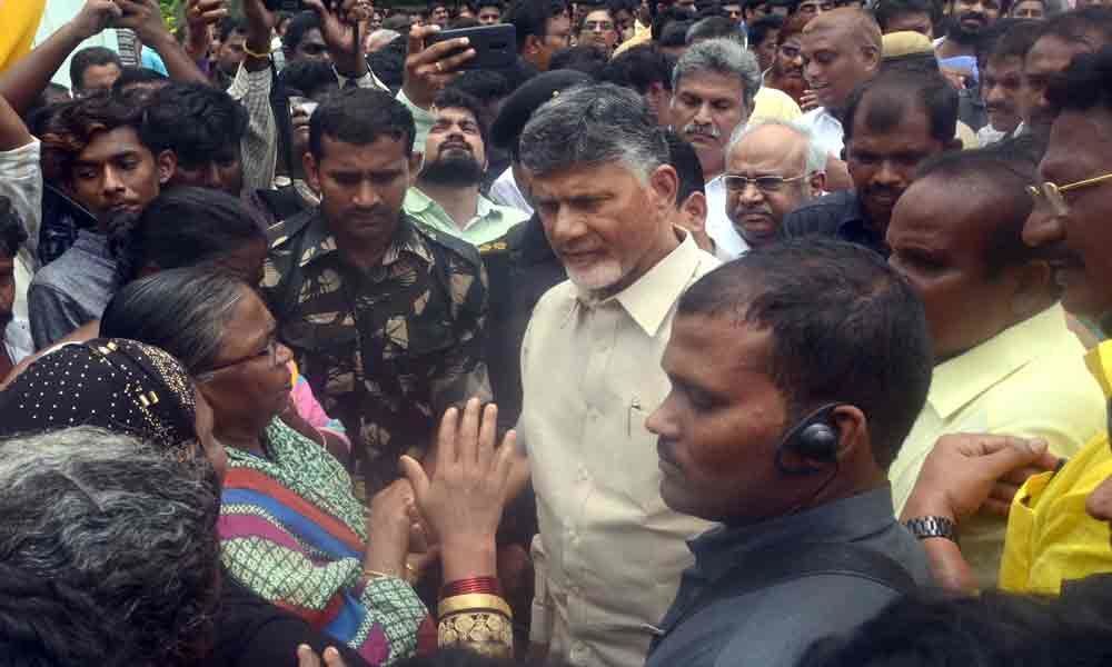Chandrababu Naidu flays YSRCP govt for plotting to inundate his house