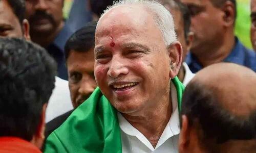 17 ministers to take oath today in Karnataka cabinet expansion