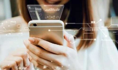 Cellphone breaks not good for your brain: Study