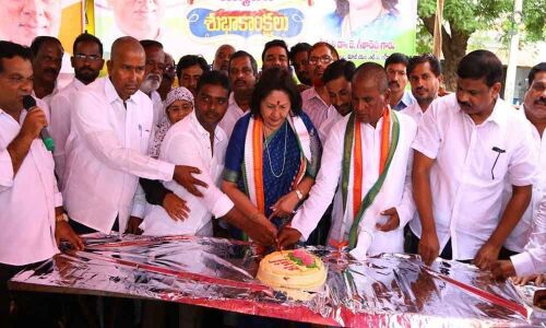 Rajiv Gandhis services very laudatory: Dr Geetha