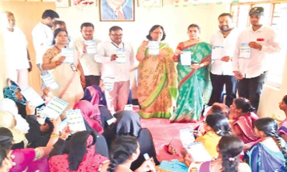 Self Help Groups advised to take issues to GHMC notice
