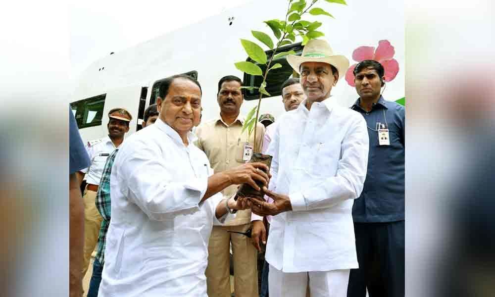 KCR takes Collectors on a field visit