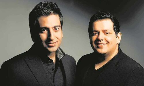 Rohit Gandhi-Rahul Khanna return to Mumbai Lakme Fashion Week