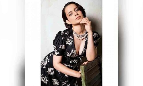 Kangana trolled for her 600 sari