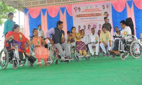 Self-confidence helps scale heights: MLC V Bhupal Reddy