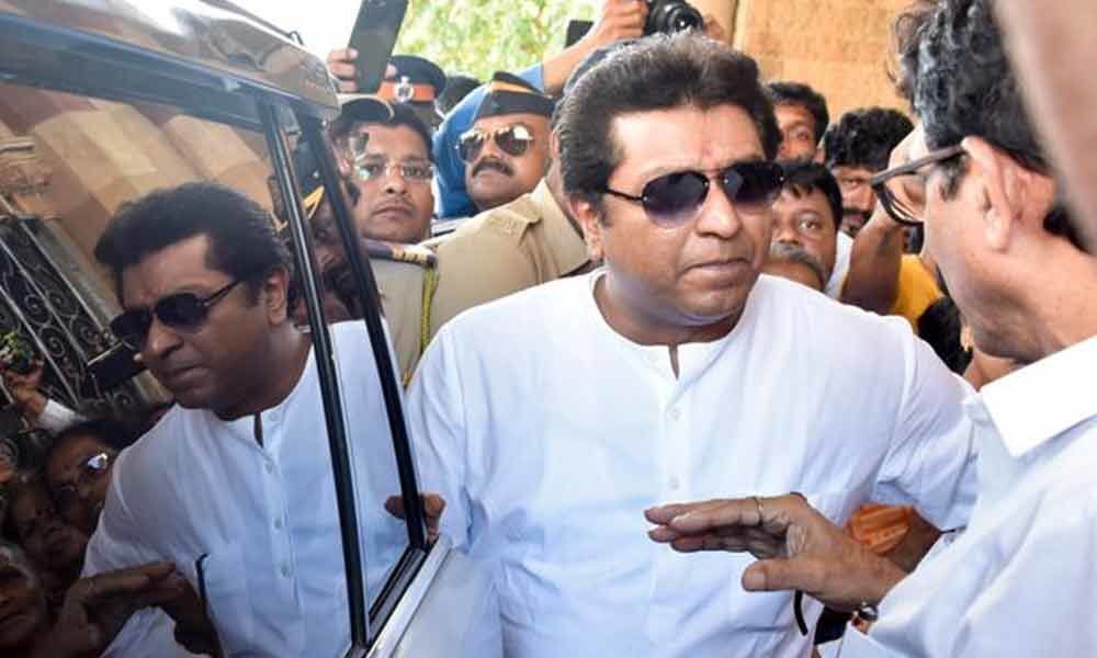 Enforcement Directorate continues to question Raj Thackeray