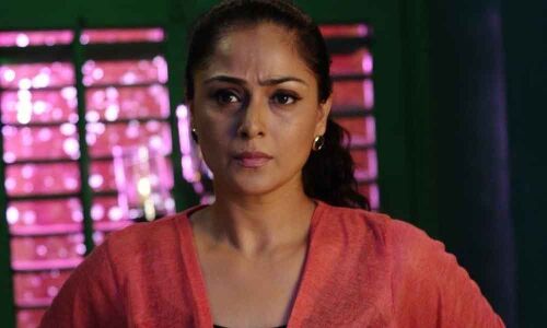 Simran outwits Ramya & Meena?