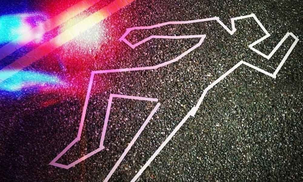 Auto-rickshaw driver hacked to death in Hyderabad