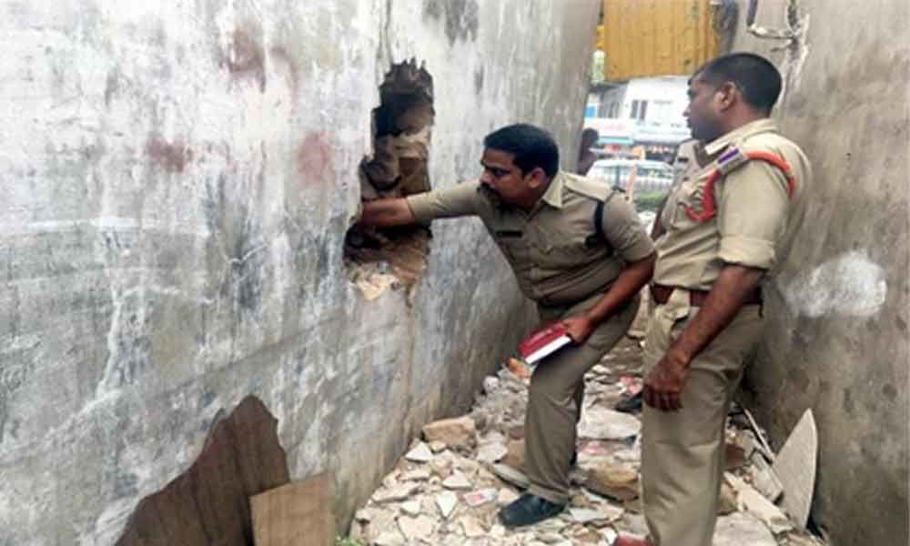 Jewellery worth Rs 30 lakh stolen in Krishna district