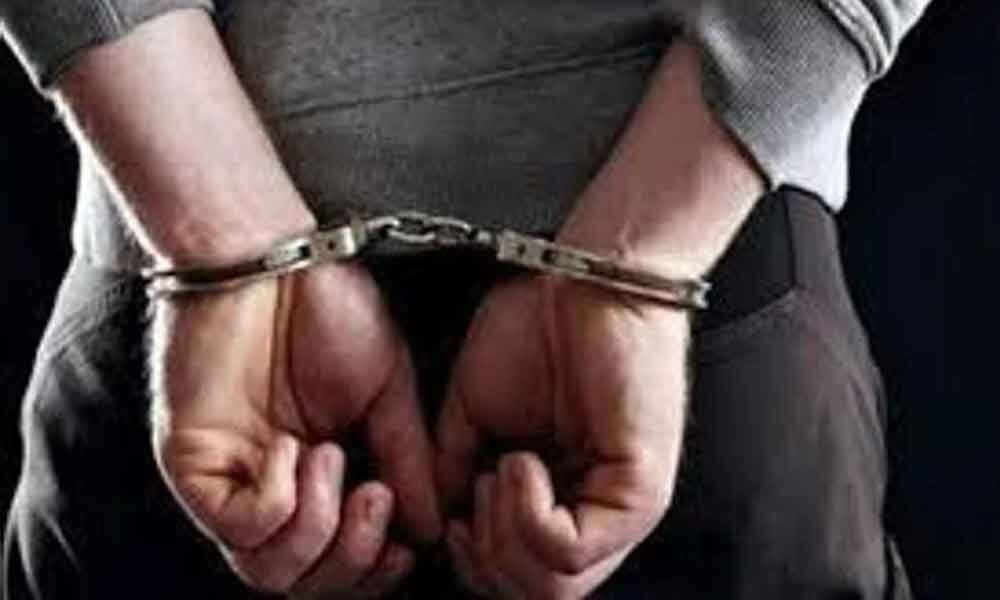 Two held for killing auto-rickshaw driver in Hyderabad