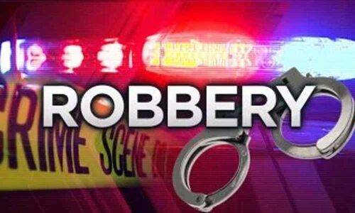 Offender snatched gold chain by posing himself police at NIMS under Panjagutta PS limits