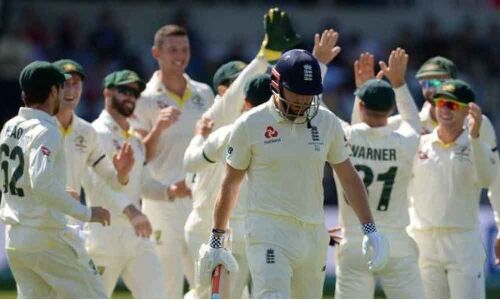 Ashes: England bundled for 67