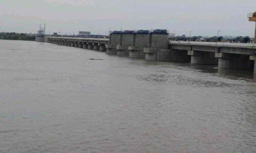 Pulichintala Project brims with floodwater