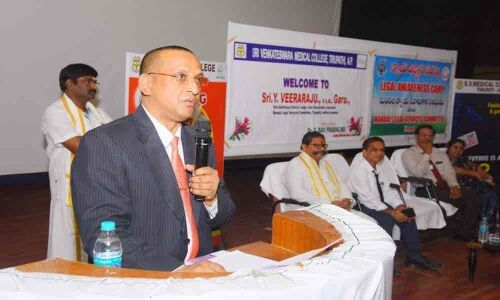 Shun ragging, medicos told by Judge Y Veerraju