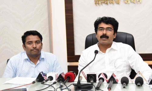 Impose total ban on smoking, Collector tells officials