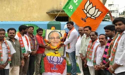 BJP condoles death of Arun Jaitly in Kakinada