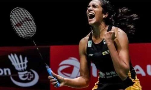 Governor, CM KCR congratulate Sindhu on her big win