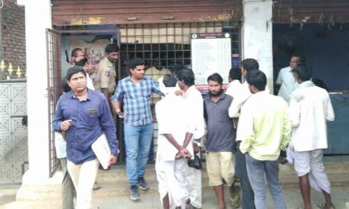 Spurious liquor racket busted; kingpin held