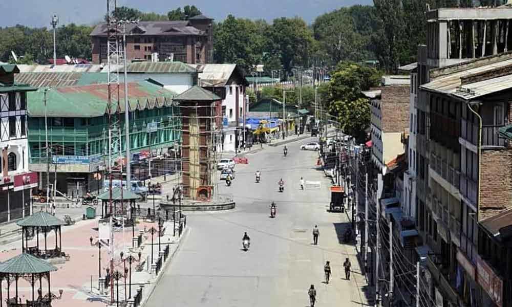 Restrictions eased as Kashmir enters Day 22 of lockdown