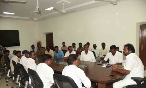 Mahbubnagar: Officials told to restore the livelihood of Vadderas