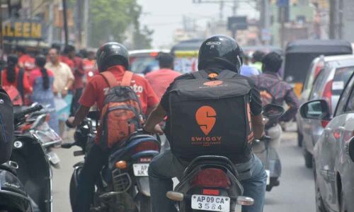 Hotels log out of pacts with food delivery apps
