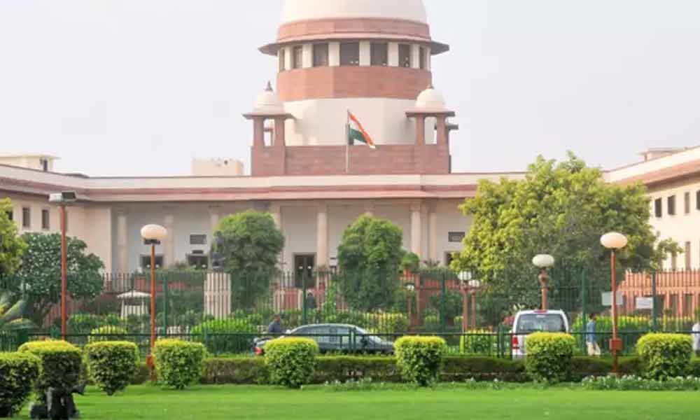 Supreme Court issues notice to Centre on scrapping of Art 370, 5-judge bench to hear case