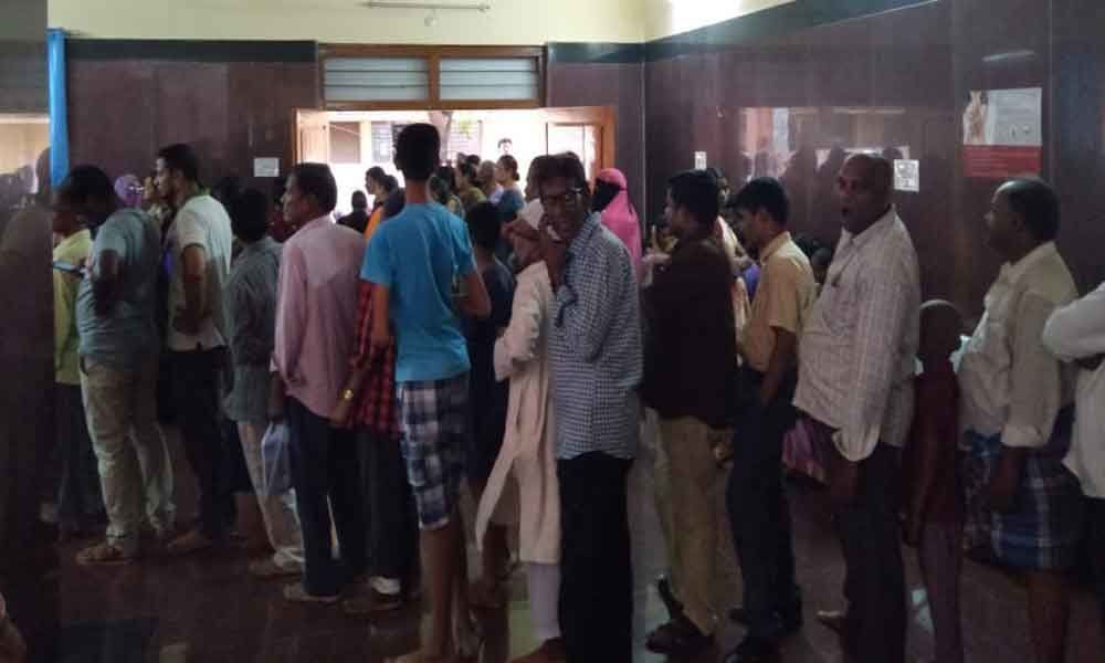 Dengue patients throng Malkajgiri Hospital