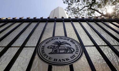 Markets gain on RBIs surplus transfer to govt