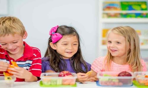 Tummy yummy snack box