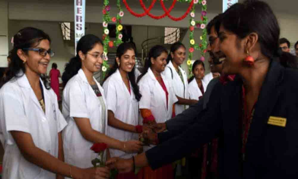 Happiness classes for medical students in Lucknow