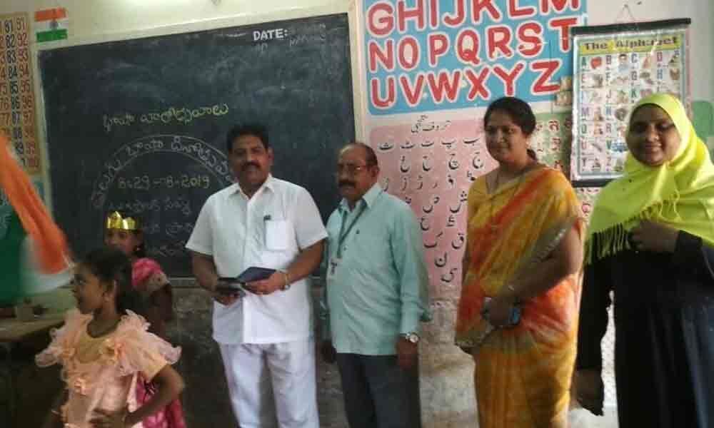 Telugu Bhasha Dinotsavam at Urdu school