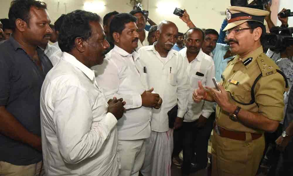 Rowdy sheet withdrawn against 133 persons in Warangal