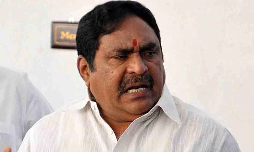 Doctors draw flak from Minister Errabelli Dayakar Rao