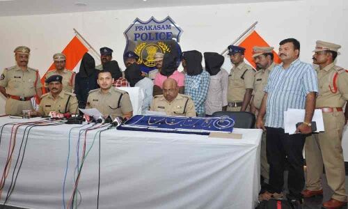 Prakasam police bust robbery gang, 6 held