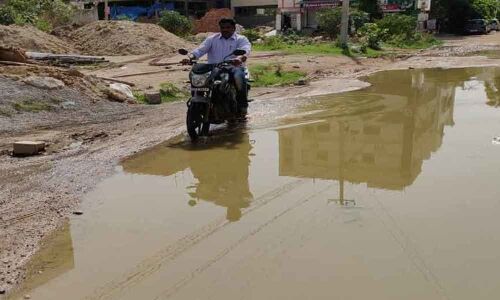 Water logging irks locals in Old Alwal