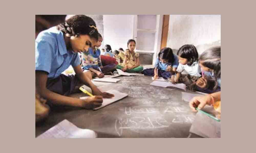 Maharashtra government schools for tribals to turn English medium