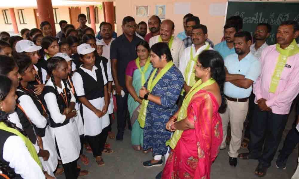 District Collector Bharathi Hollikeri inspects Model School in Mancherial