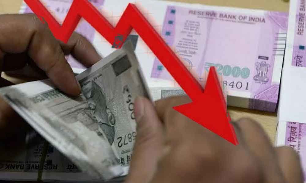Fiscal deficit touches Rs 5.47 lakh crore