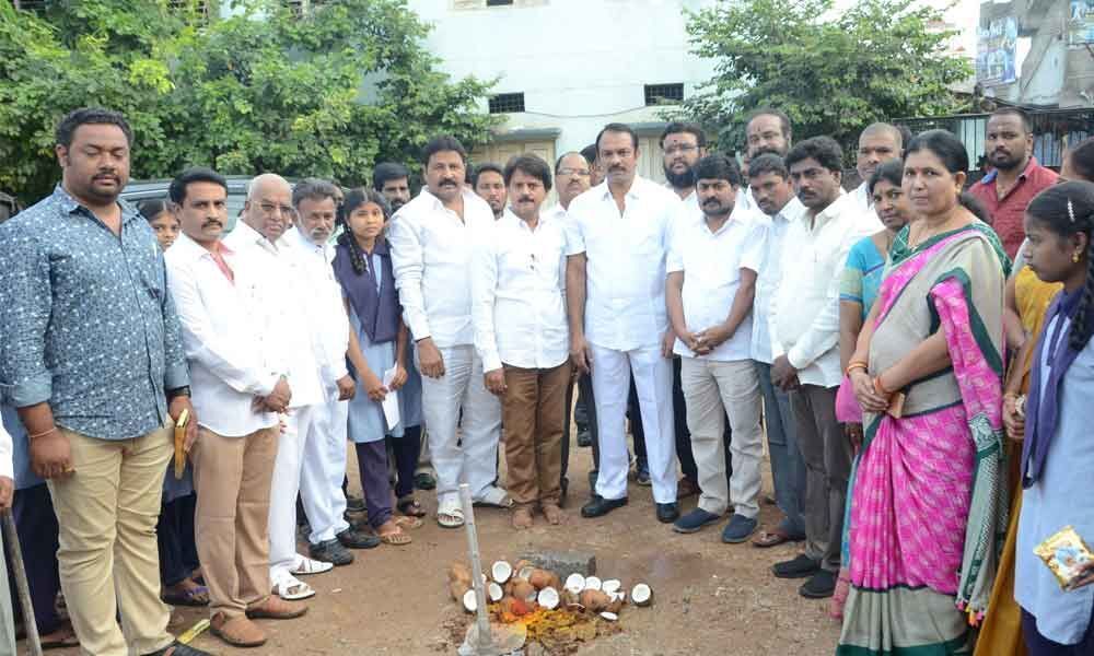 MLA Devireddy Sudheer Reddy lays stone for additional classrooms at Kothapet