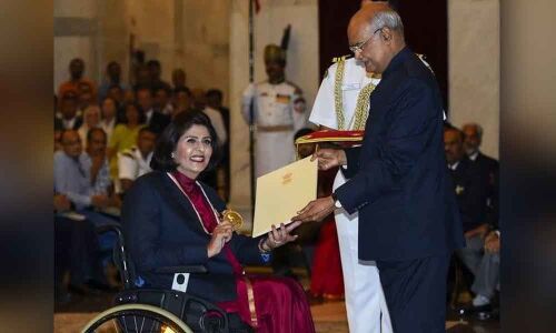 Deepa Malik lights up Khel Ratna