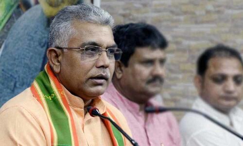 Trinamool, BJP activists scuffle at Dilip Ghoshs event