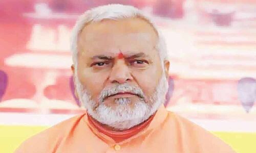 Swami Chinmayanand case: Law student to be produced before Supreme Court  today