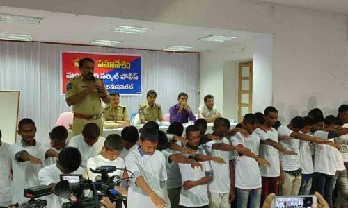 Police detain 10 ganja peddlers in Mancherial