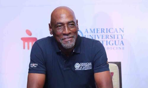 WI bowl first in 2nd Test against Ind, Cornwall makes debut