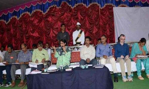 Collector holds meet on 60-day action plan