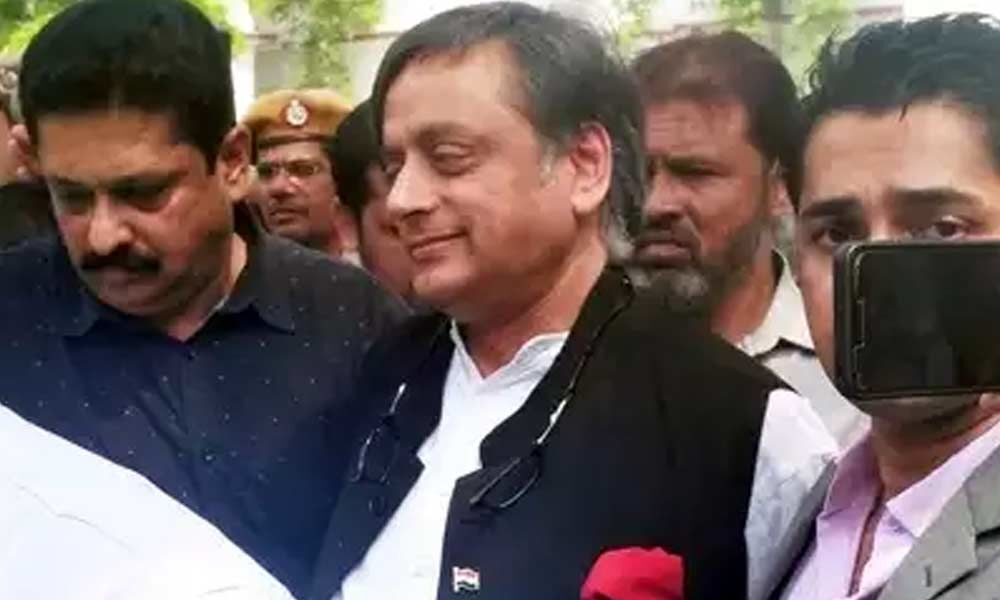 Sunanda Pushkar death case: Delhi police pushes for prosecution of Tharoor on murder charge