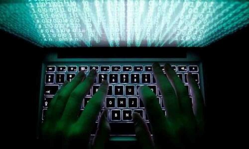 US to use fake social media to check people entering country