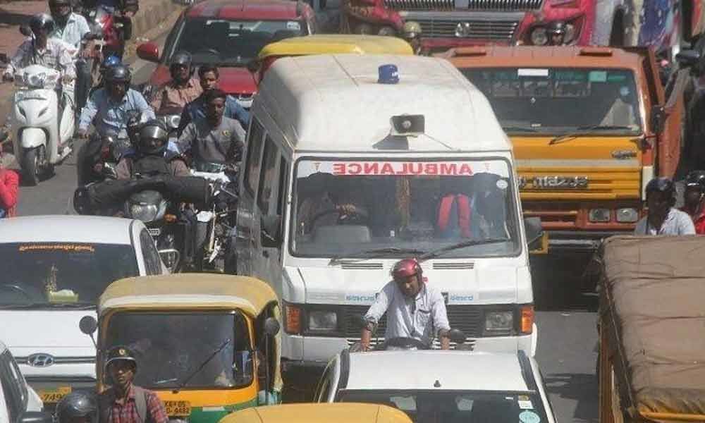 Rs 10,000 fine for refusing way to ambulance